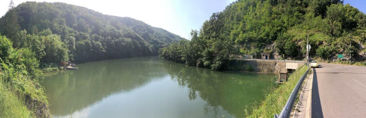 Mse Apartman Miskolc Buitenkant foto
