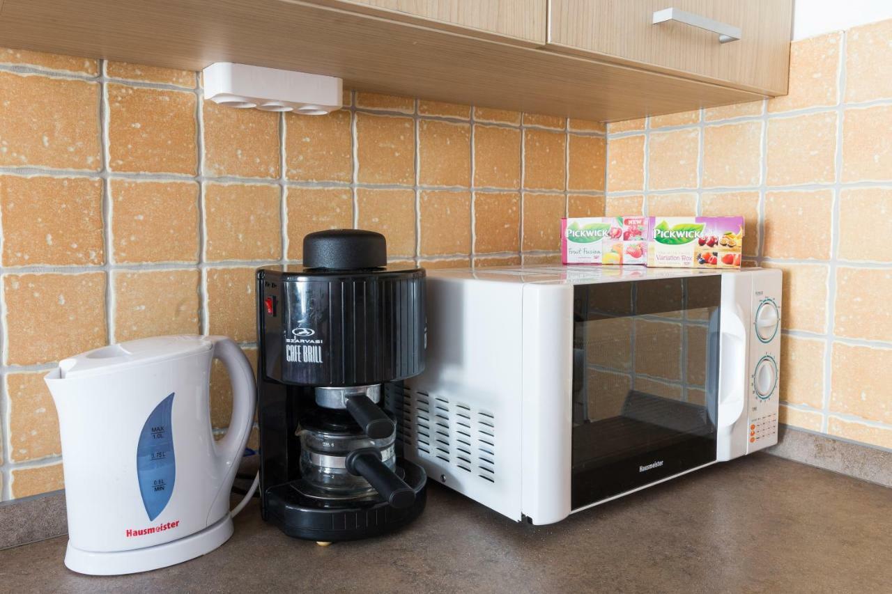 Mse Apartman Miskolc Buitenkant foto